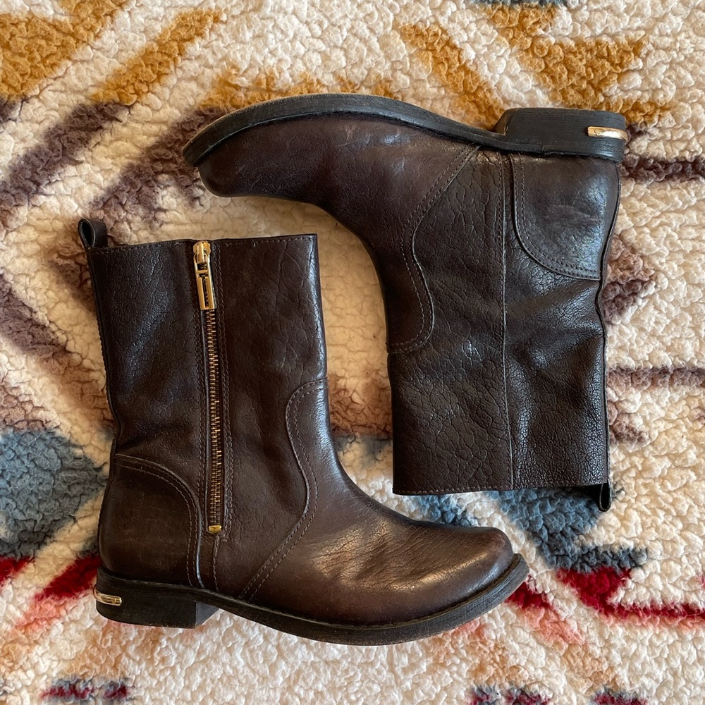 tory burch elyse booties